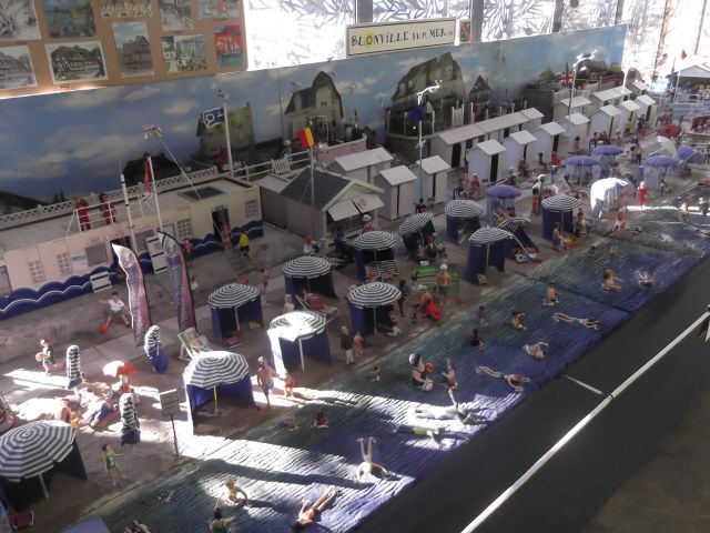 Mantes2016-hall1-02